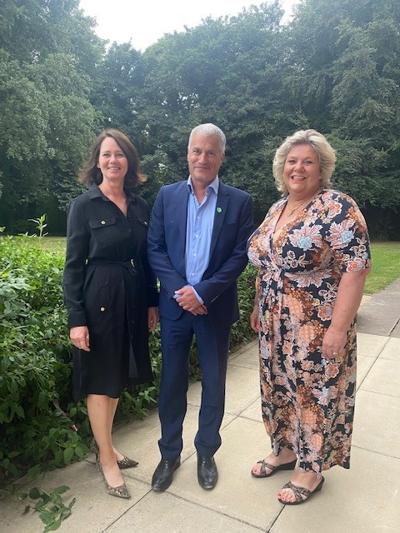 Clare Gallie, photo 2