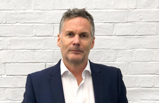 Gavin Miller, photo 1