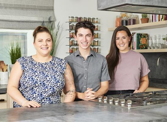 Noah Schultz, photo 1