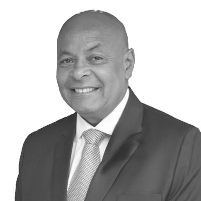 Andrew  Pearce, photo 1