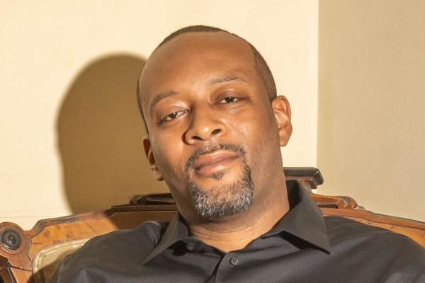 Yas Tabasam, photo 1