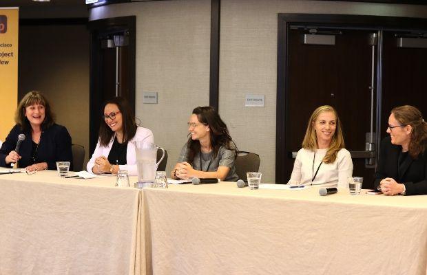 Emily Collins, photo 1