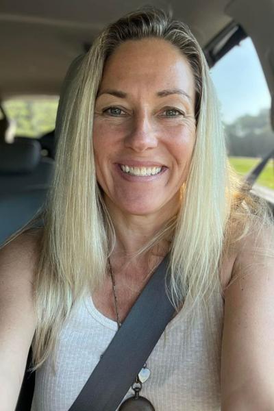 Jennifer Byers, photo 1