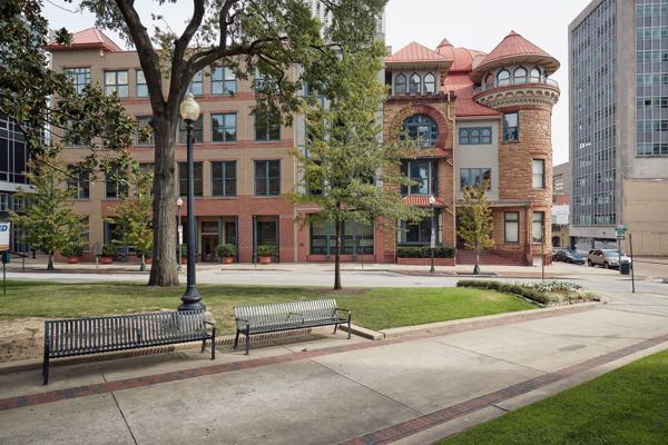 Patrick Hillard, photo 2