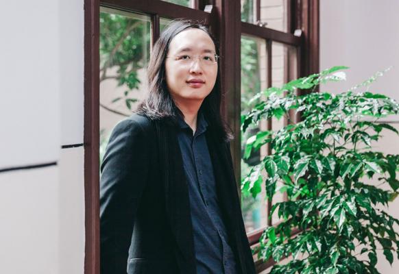 Nicholas Tang, photo 1