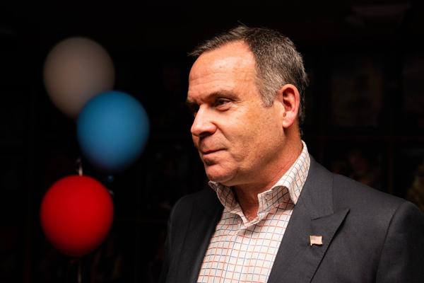 Adam Frisch, photo 2