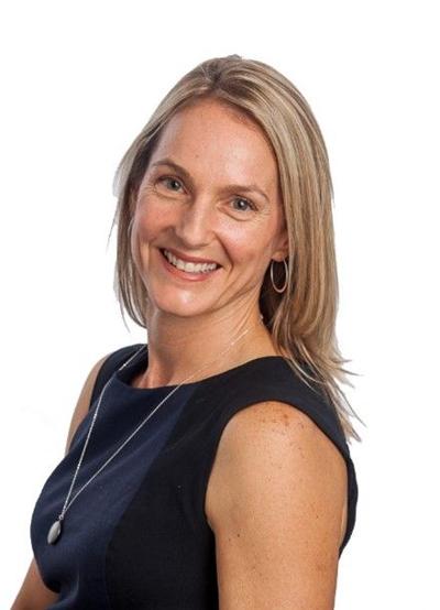 Suzanne Brown, photo 1