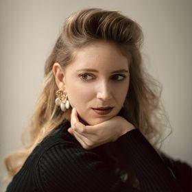 Adele Schelling, photo 1