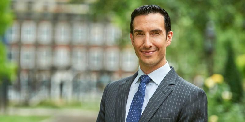 Alexander Cook, photo 1