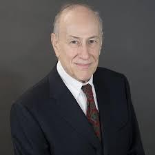 Robert Main, CFA, photo 1