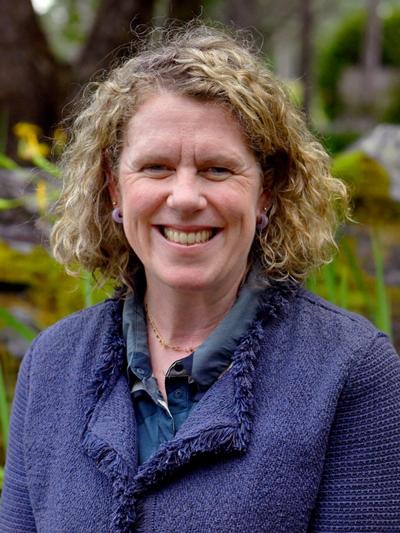 Emily Newick, photo 1