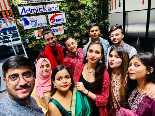 Manzoor Hassan, photo 2