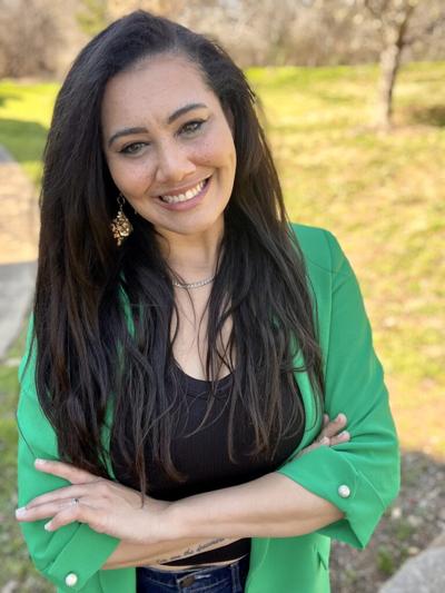 Siobhan Cook, photo 1