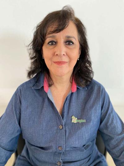 Angelica Martin, photo 2