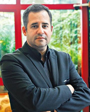 Luis Fernandez, photo 2