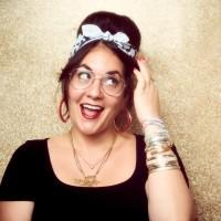 Julie Mollo, photo 2