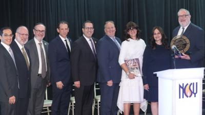 Tiffany Yankovich, photo 1