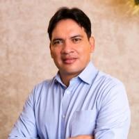 Gustavo Woo, photo 2