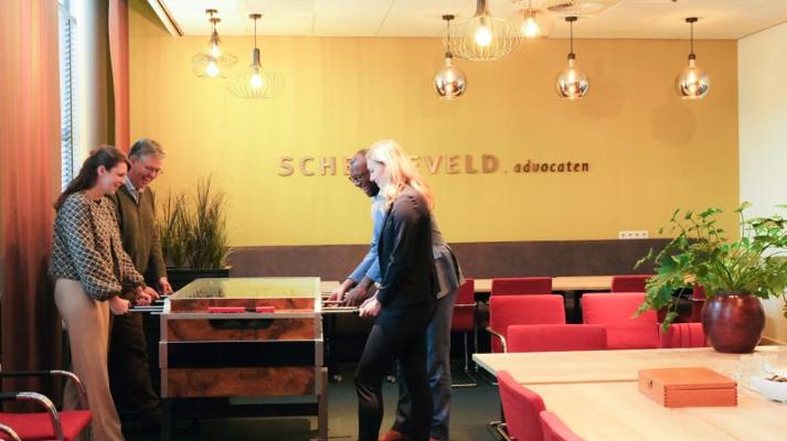 Daniela Bates, photo 1