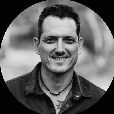 Damien Mander, photo 1