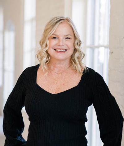 Jennifer DeVos, photo 2