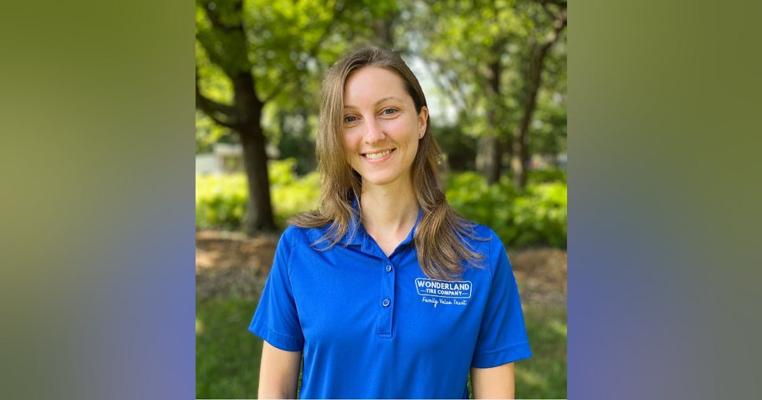 Daniella Dennisor, photo 1