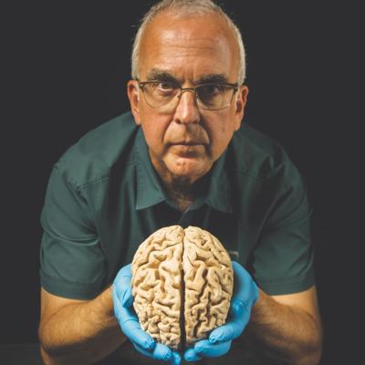 Leonard White, photo 2