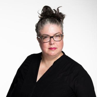 Laura Mitchell, photo 2