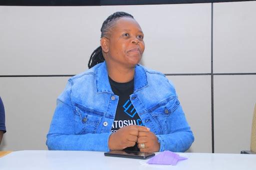 Mrs. alakanani itireleng, photo 2