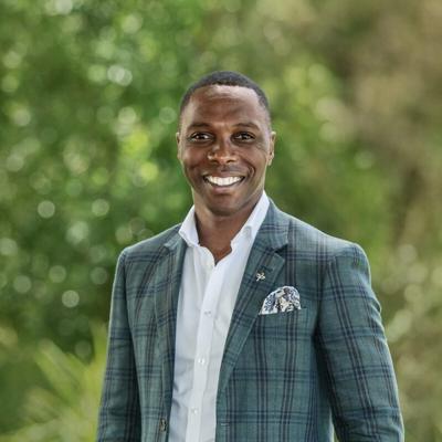 Adrian Nyariri, photo 2