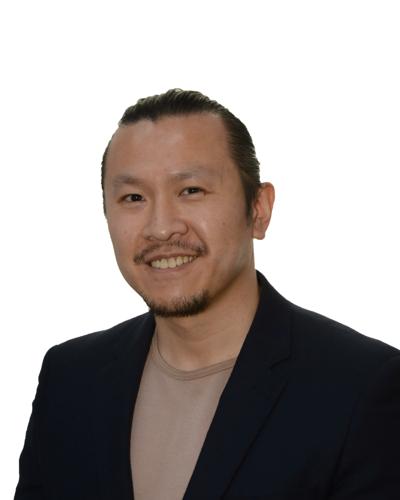 Howard Watt, photo 1