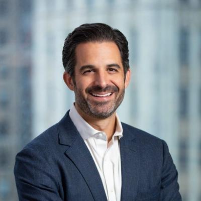 Brett Oliveira, photo 2