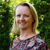 Faye Richards, photo 1