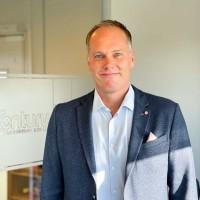 Stuart Ager, photo 1