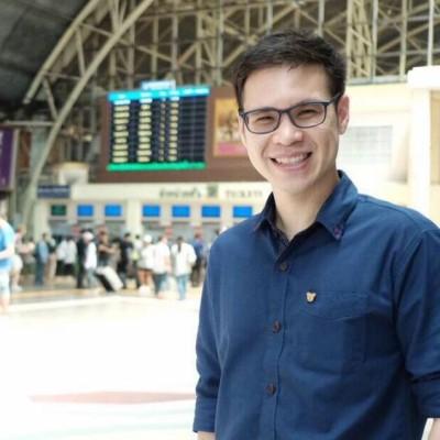 David Sreesangkom