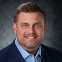 Brian Thompson, photo 1