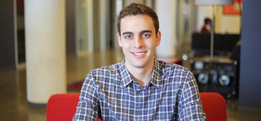 Harish Abbott, photo 1