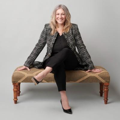 Maggie Pearson, photo 1