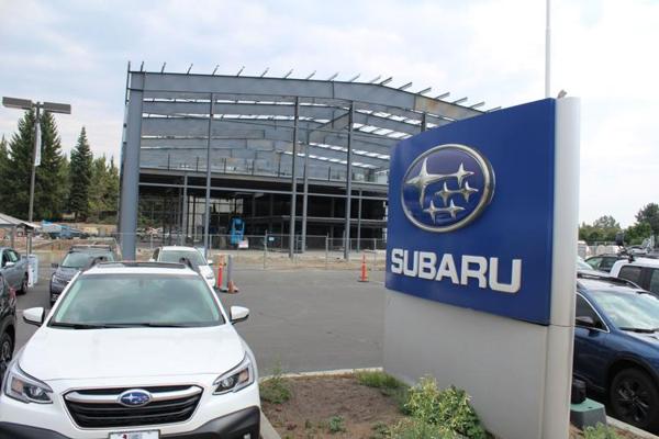 Jake Marshall, photo 1