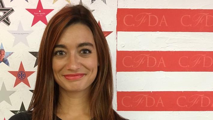 Kristine Straker, photo 1