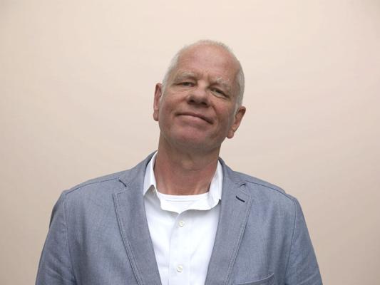 Julian Archer, photo 1