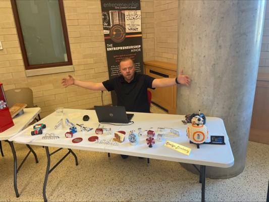 Maxwell Gordon, photo 2