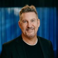 Lynsey Crain, photo 1