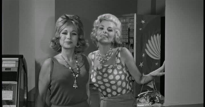 Gloria Forrest, photo 2