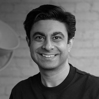 Vikas Bhola, photo 1