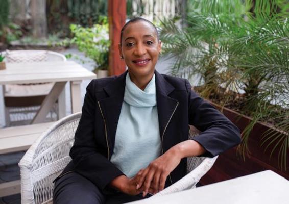 Inutu Zaloumis, photo 1