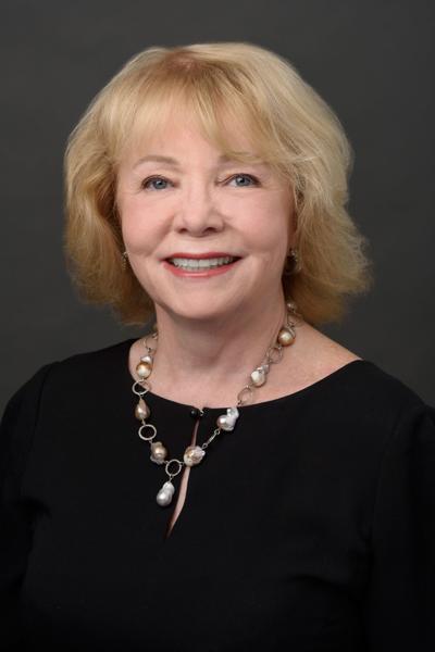 Susan Divers, photo 1