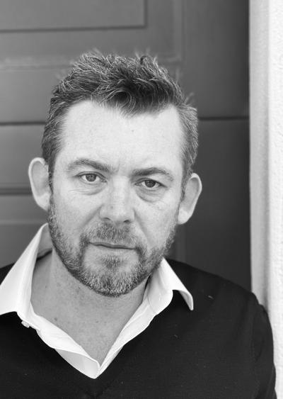 Robbie Moore, photo 1