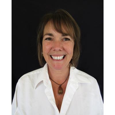 Danielle Martin, photo 2