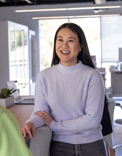 Jennifer Lee, photo 1